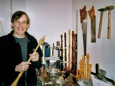 Richard Earle and Floth oboe in his workshop